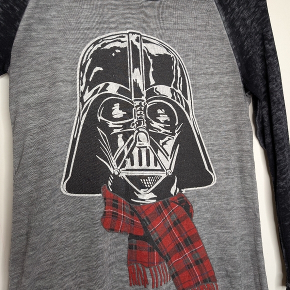 Star Wars Darth Vader Christmas Scarf 3/4 Sleeve Gray Sheer Tee Shirt Size Small - Picture 8 of 16